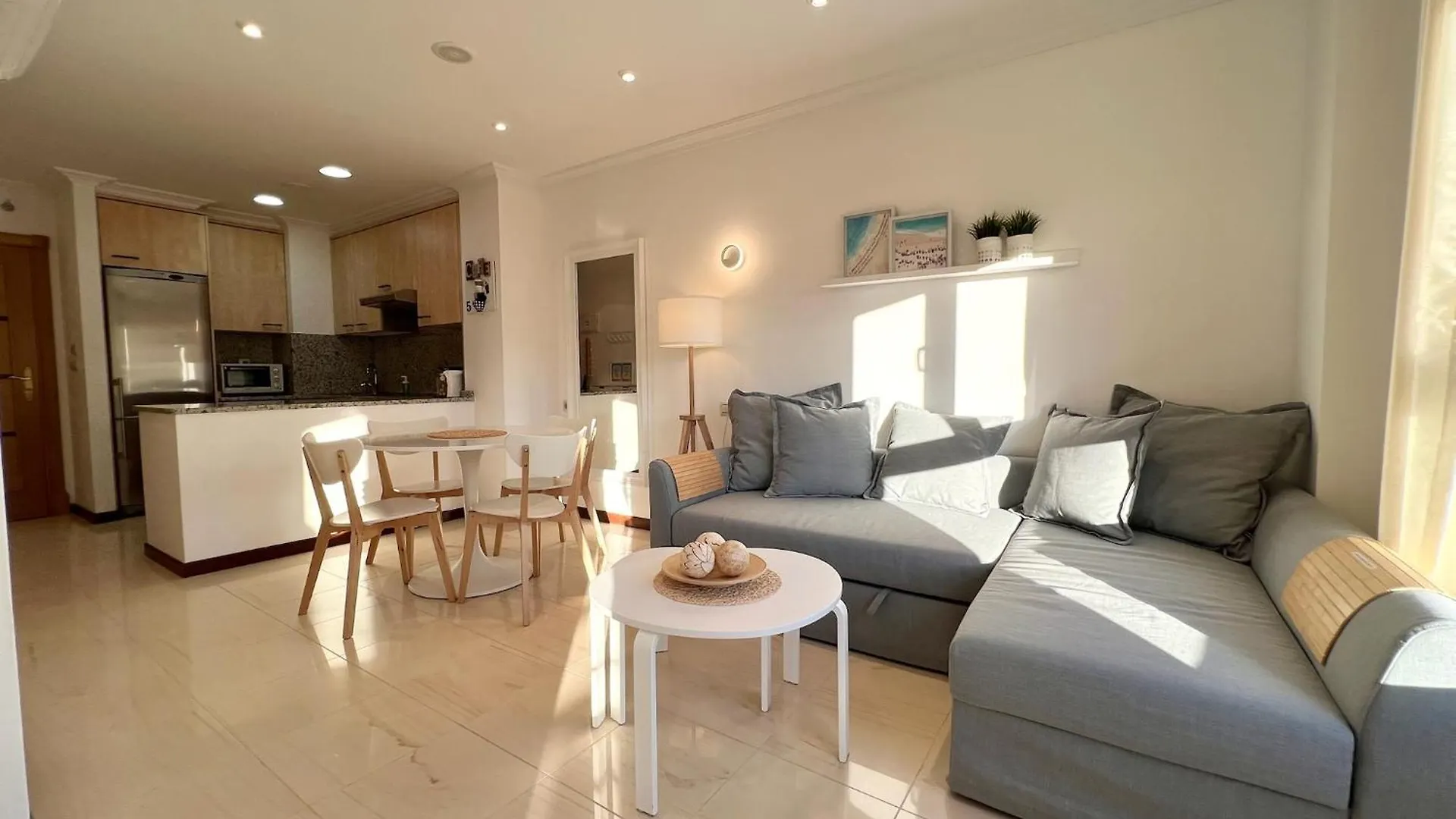 Bright And Cozy Apartment With Pool And Jacuzzi And Near Beach Fuengirola