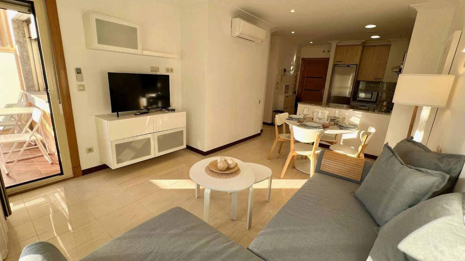 Bright And Cozy Apartment With Pool And Jacuzzi And Near Beach Fuengirola Spain